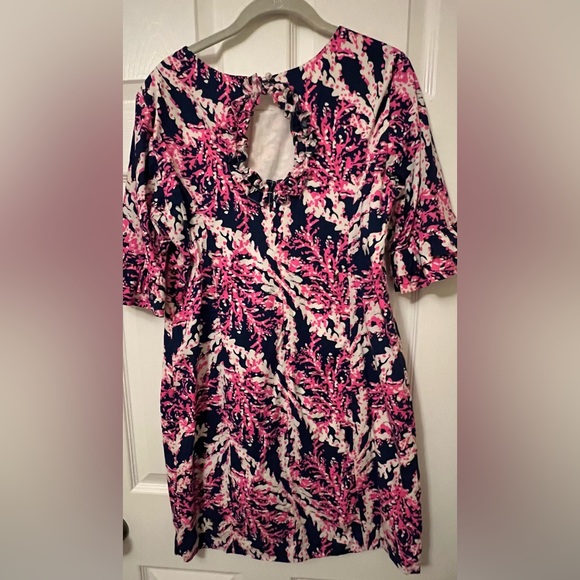 Lilly Pulitzer dress. - Picture 2 of 3